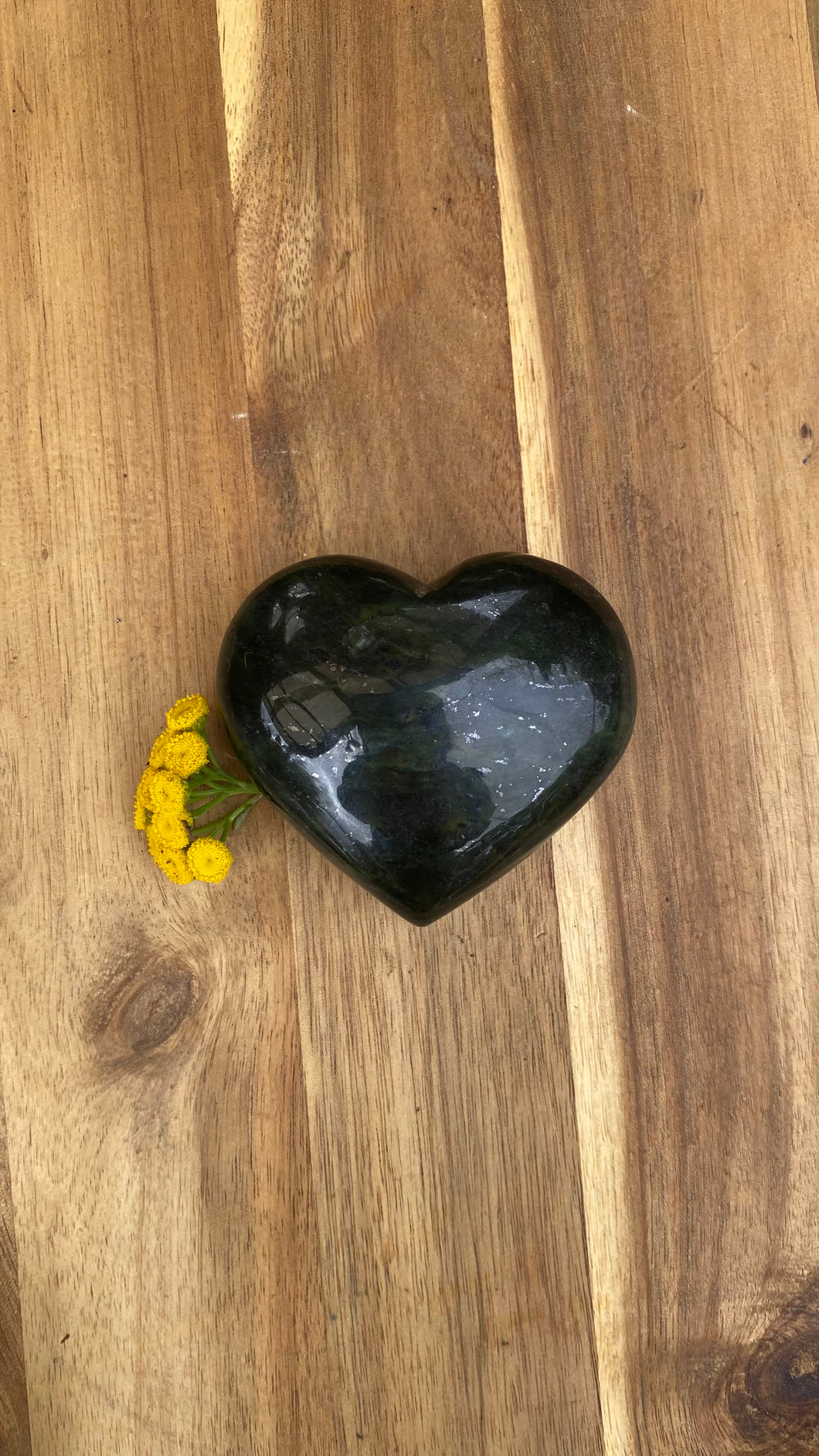 Green serpentine heart